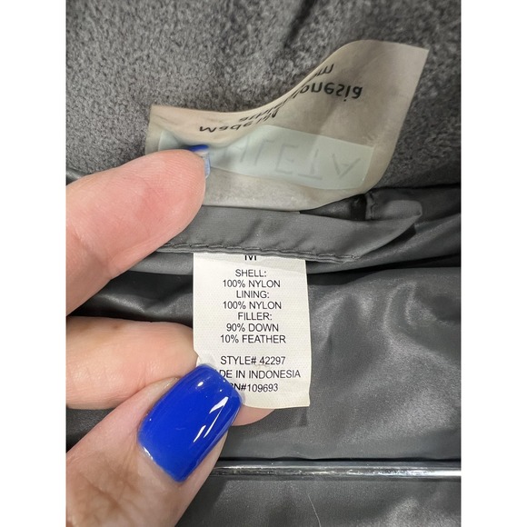 Athleta Down Puffer Jacket Womens Medium Gray Removable Hood Print Ski Outdoor - Picture 9 of 9